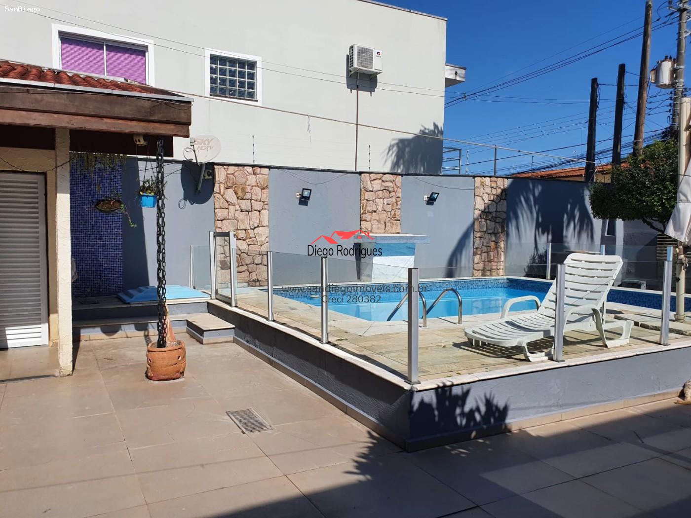 Casa, 3 quartos - Foto 1