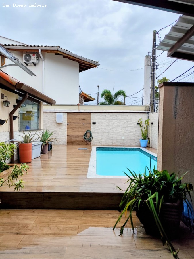 Casa, 4 quartos - Foto 1